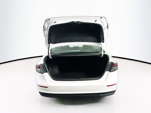 Used 2023 Honda Accord EX image 27