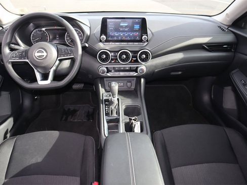 Certified 2025 Nissan Sentra SV image 14