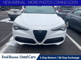 Used 2022 Alfa Romeo Stelvio Sprint video 2