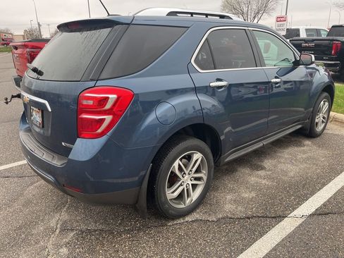 Used 2017 Chevrolet Equinox Premier w/ Enhanced Convenience Package image 3