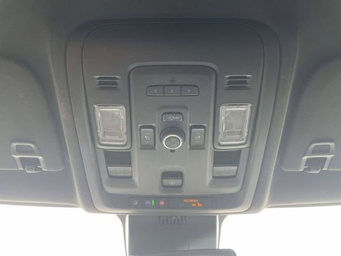 Used 2023 Chevrolet Tahoe LT w/ LT Signature Package image 28