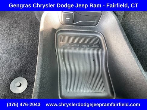 Certified 2024 Chrysler Pacifica Touring-L w/ S Appearance Package AWD/4WD image 61