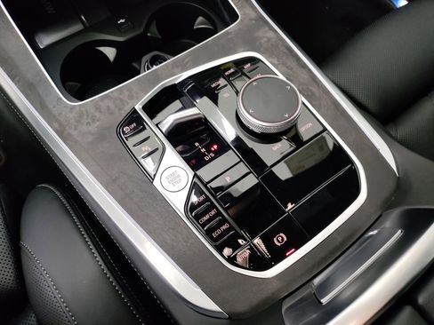 Used 2026 BMW X5 sDrive40i w/ Parking Assistance Package image 22