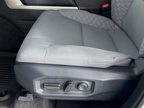Used 2025 Toyota Tundra SR5 w/ SR5 Convenience Package AWD/4WD image 20