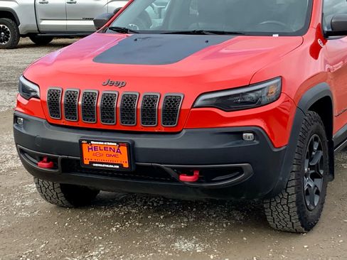 Used 2021 Jeep Cherokee Trailhawk image 9