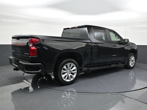 Used 2024 Chevrolet Silverado 1500 Custom RWD image 5