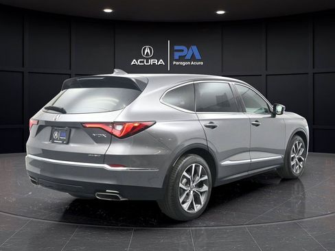 Used 2024 Acura MDX SH-AWD w/ Technology Package image 24