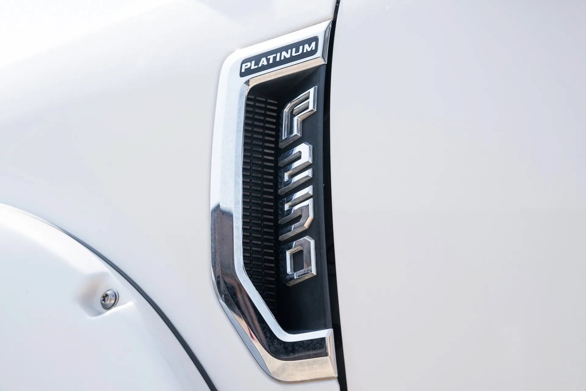 Used 2017 Ford F250 Platinum w/ Platinum Ultimate Package AWD/4WD image 14