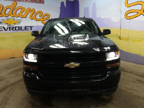 Used 2018 Chevrolet Silverado 1500 Custom w/ Custom Value Package AWD/4WD image 3