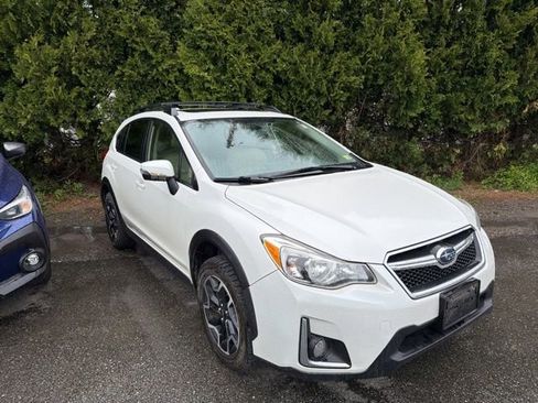 Used 2017 Subaru Crosstrek 2.0i Limited AWD/4WD image 2