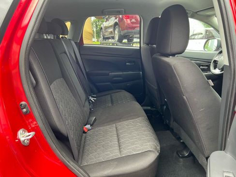 Used 2025 Mitsubishi Outlander Sport AWD image 14