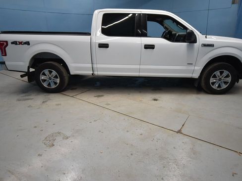 Used 2015 Ford F150 XLT w/ Trailer Tow Package image 34