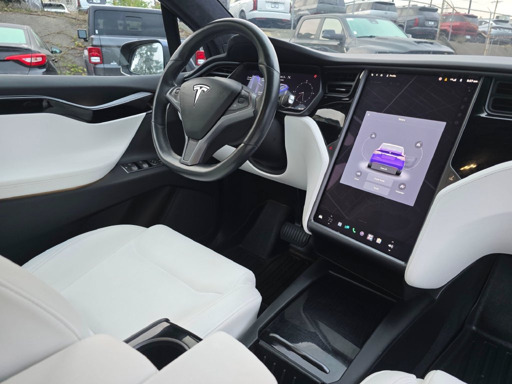 Used 2020 Tesla Model X Long Range AWD/4WD image 11