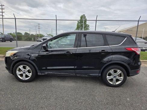 Used 2016 Ford Escape SE FWD image 3