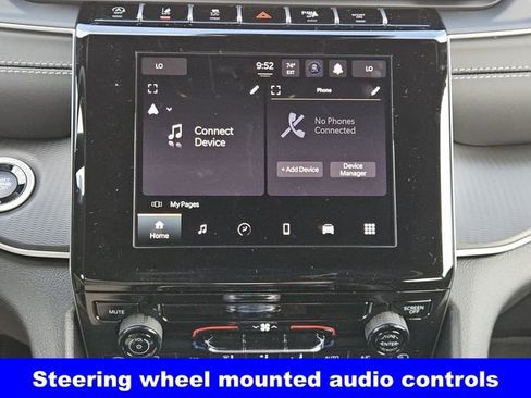 New 2025 Jeep Grand Cherokee L Laredo image 13