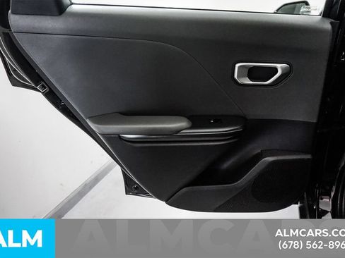 Used 2025 Kia K4 FWD image 47