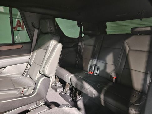 Used 2025 GMC Yukon Denali w/ Sun & Power Step Package image 38