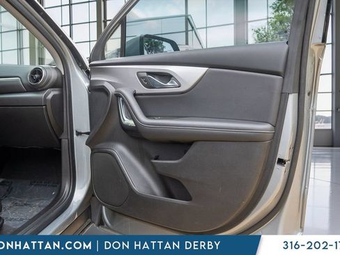 Used 2023 Chevrolet Blazer LT FWD image 30