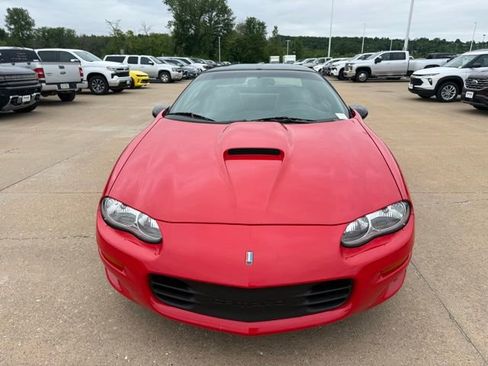 Used 1998 Chevrolet Camaro Z28 w/ SS Performance/Appearance Pkg RWD image 8