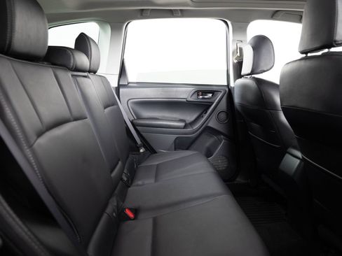 Used 2018 Subaru Forester 2.5i Limited AWD/4WD image 23