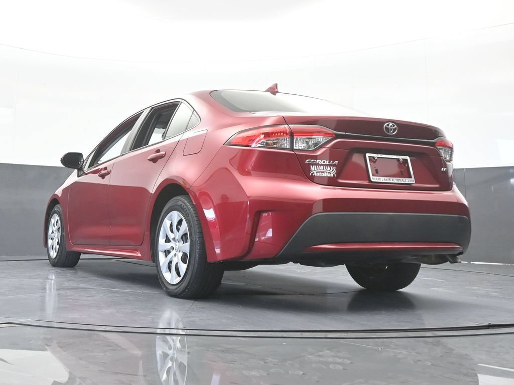 Used 2022 Toyota Corolla LE FWD image 51