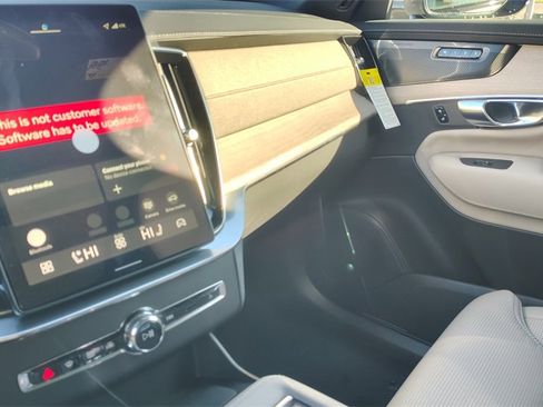 New 2026 Volvo XC90 B6 Ultra image 26