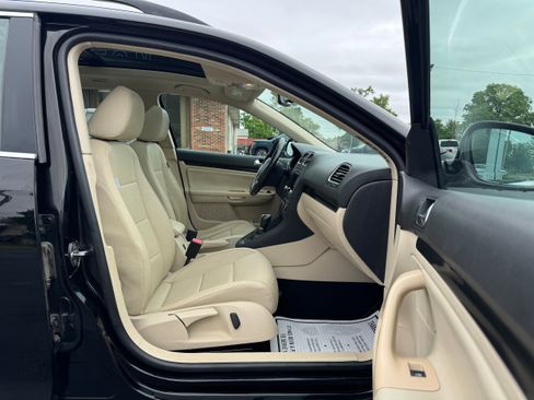 Used 2014 Volkswagen Jetta TDI FWD image 17