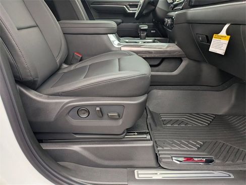 New 2026 Chevrolet Silverado 1500 LTZ w/ LTZ Premium Package image 40