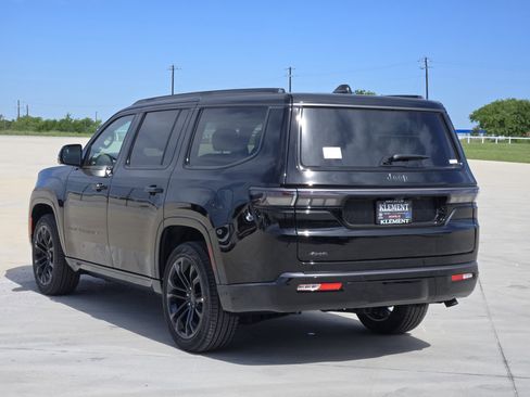 New 2026 Jeep Grand Wagoneer Summit AWD/4WD image 4