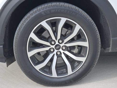 Used 2022 Ford Explorer ST-Line image 14