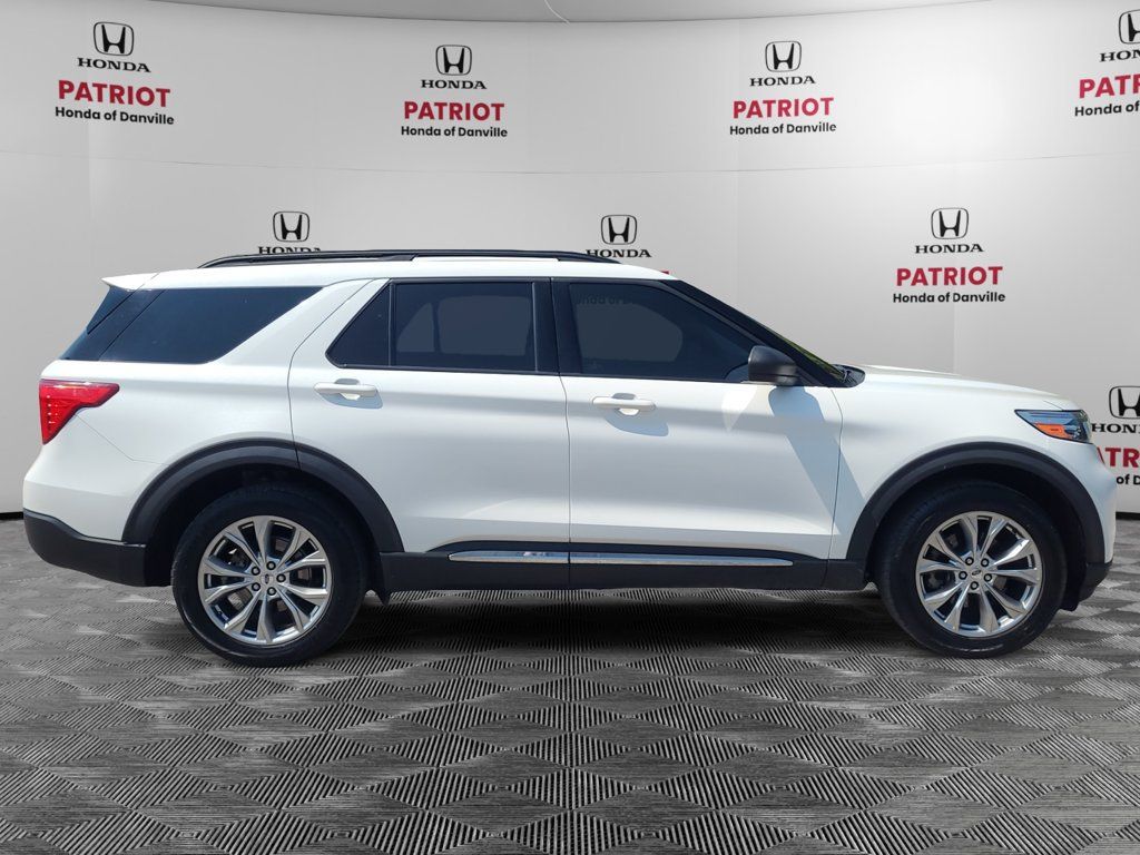 Used 2021 Ford Explorer XLT w/ Equipment Group 202A AWD/4WD image 6