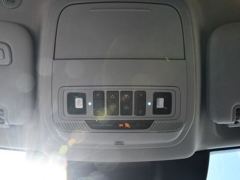 Used 2023 Ford Explorer XLT w/ Equipment Group 202A image 30