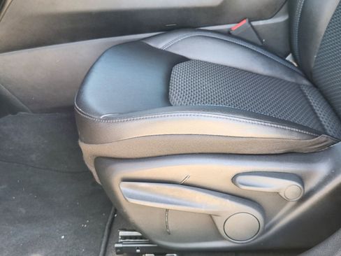 New 2025 Jeep Compass Latitude image 23