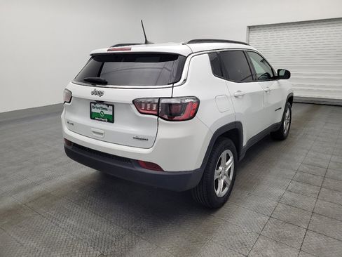 Used 2024 Jeep Compass Latitude image 9