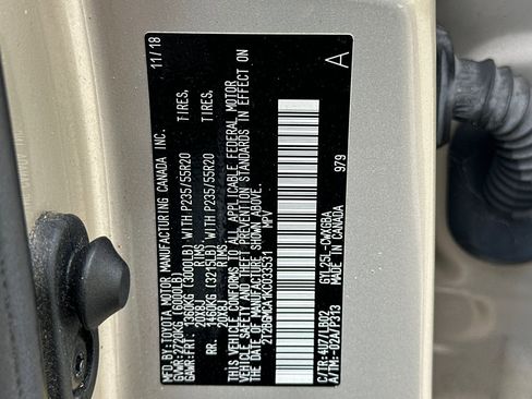 Used 2019 Lexus RX 450h AWD w/ Navigation Package image 21