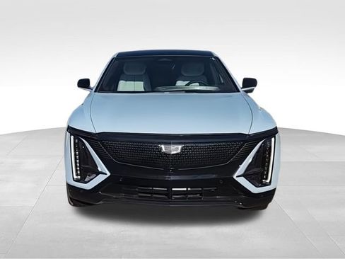New 2025 Cadillac Lyriq Sport AWD/4WD image 3