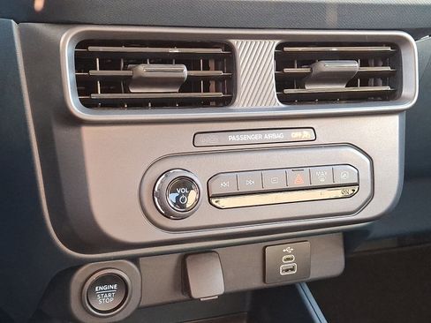 Used 2025 Ford Maverick XLT w/ Equipment Group 301A image 15