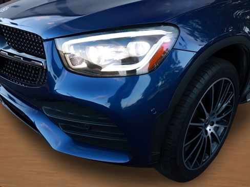Used 2020 Mercedes-Benz GLC 300 4MATIC Coupe image 5