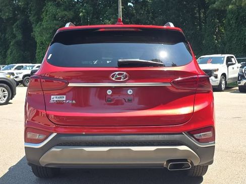 Used 2019 Hyundai Santa Fe SEL FWD image 4