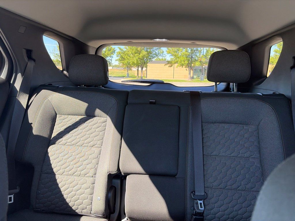Used 2020 Chevrolet Equinox LT AWD/4WD image 30