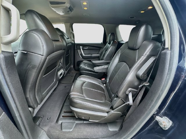 Used 2009 GMC Acadia SLT w/ Visibility Package AWD/4WD image 23