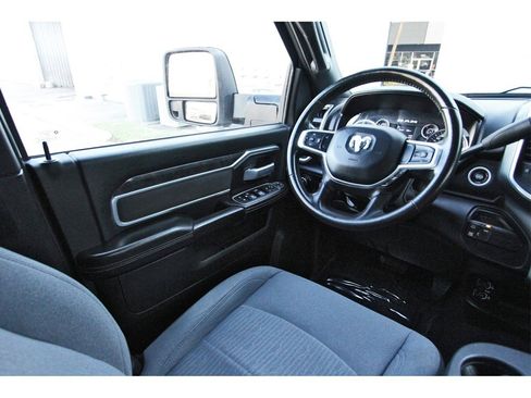 Used 2024 RAM 3500 Big Horn image 6