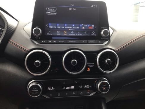 Used 2025 Nissan Sentra SR FWD image 11