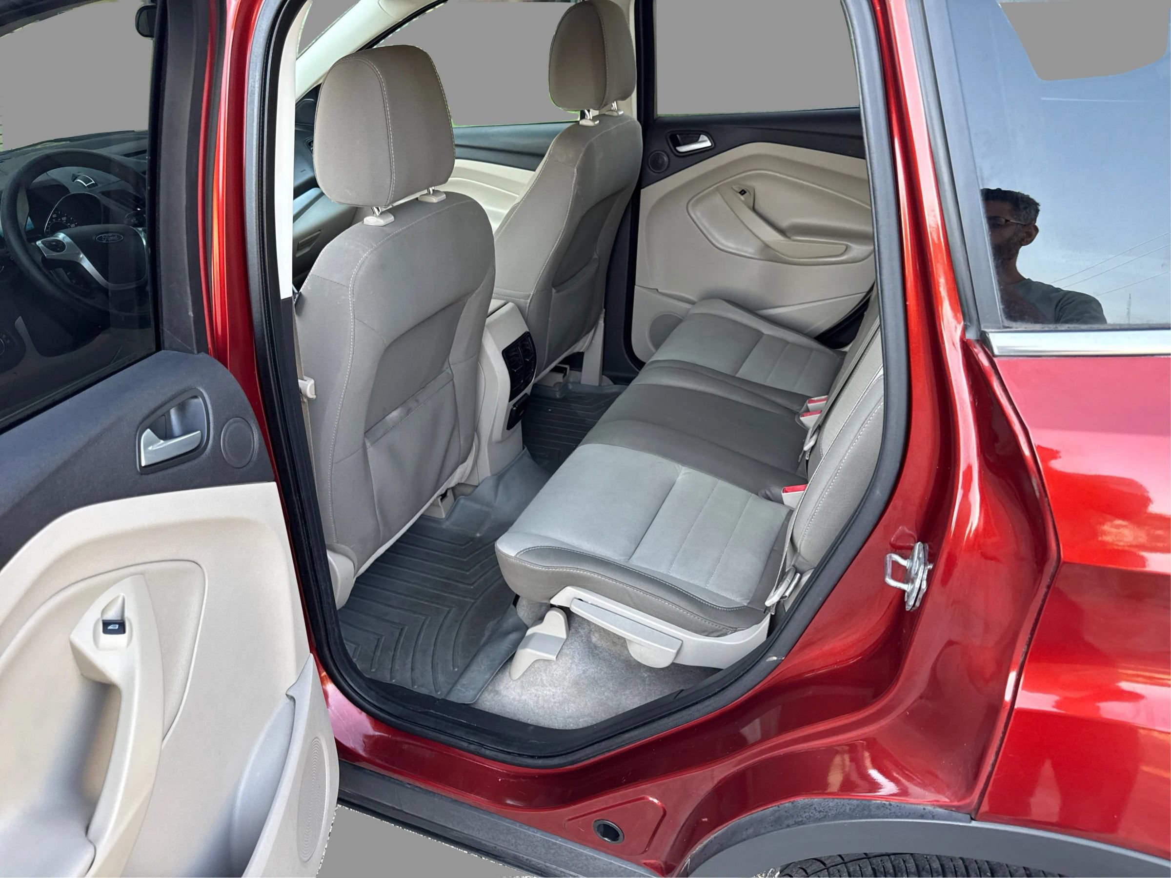 Used 2014 Ford Escape SE w/ Equipment Group 201A FWD image 11