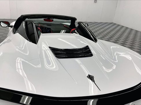 Used 2022 Chevrolet Corvette Stingray Preferred Conv w/ 2LT RWD image 32