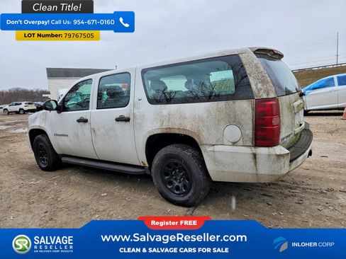 Used 2008 Chevrolet Suburban 2WD image 3