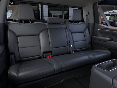 New 2026 GMC Sierra 1500 Denali AWD/4WD image 17