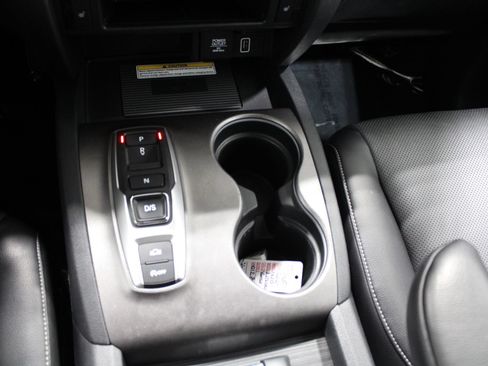 Used 2022 Honda Ridgeline RTL-E image 32