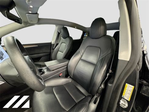 Used 2024 Tesla Model Y Long Range image 21