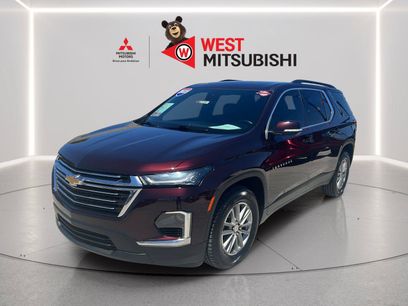 Used 2023 Chevrolet Traverse LT